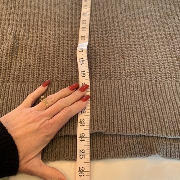 SO Kohls soft knitted thick warm v neck long sleeve sweater - Picture 6 of 10